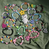 Edclv Comm Singles