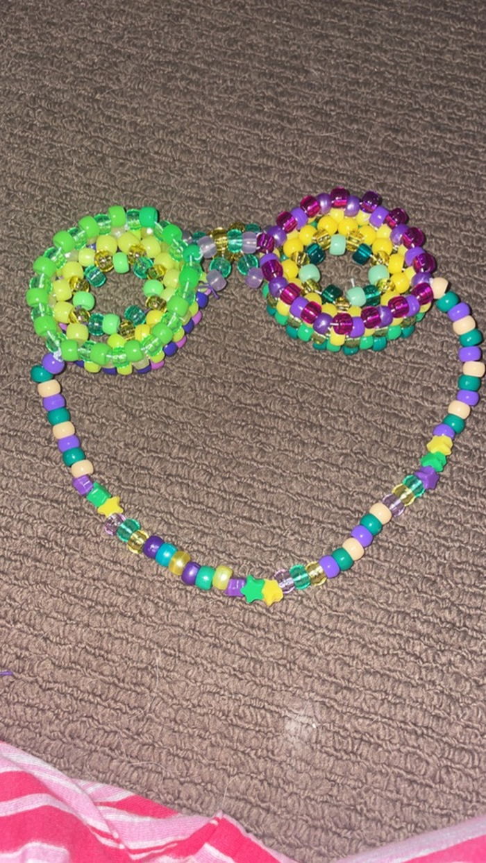 Kandi gogglesss! by eclipse_onpawz - Kandi Photos on Kandi Patterns