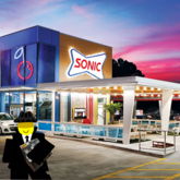 Mafioso Stealing A Slushy Machine From Sonic