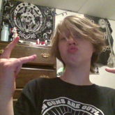 THERE PLAYING MCR! Y'KNOW I'M SCARED OF EMOS!!!!